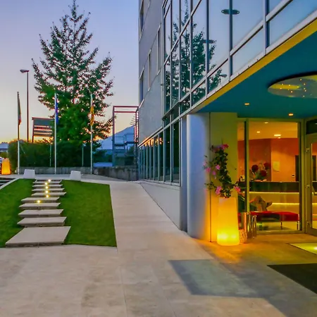 Kristal 3 Stelle Superior Hotel 3*