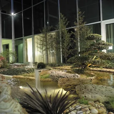 Kristal 3 Stelle Superior Hotel 3*