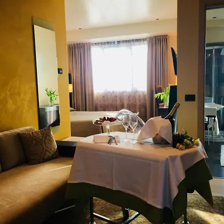 Kristal 3 Stelle Superior Hotel Zane