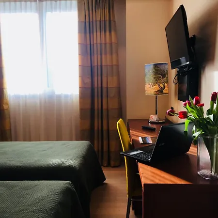 Kristal 3 Stelle Superior Hotel 3*