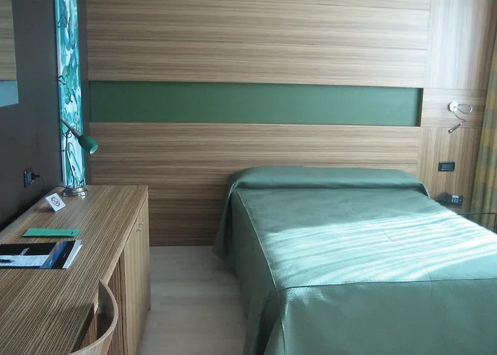 Kristal 3 Stelle Superior Hotel